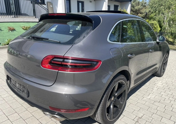Porsche Macan cena 129800 przebieg: 150000, rok produkcji 2014 z Biała małe 704